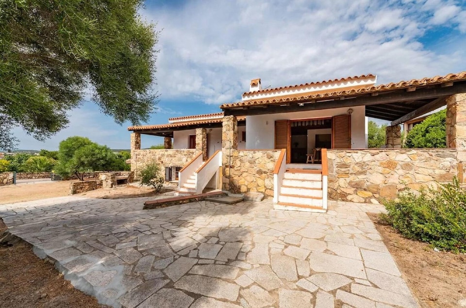 Villa in Pittulongu bij Mare e Rocce Strand, Pittulongu