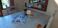 Mobilheim im Wald mit Garten, nahe Tour de France
