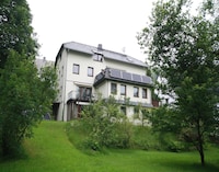 Prachtig vakantieappartement met terras, Altenberg
