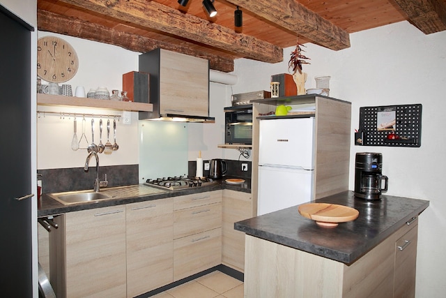 Chalet bij Donon met uitzicht op vijver, Métairies-Saint-Quirin