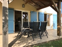 Villa in Les Forges mit Golf und Pool