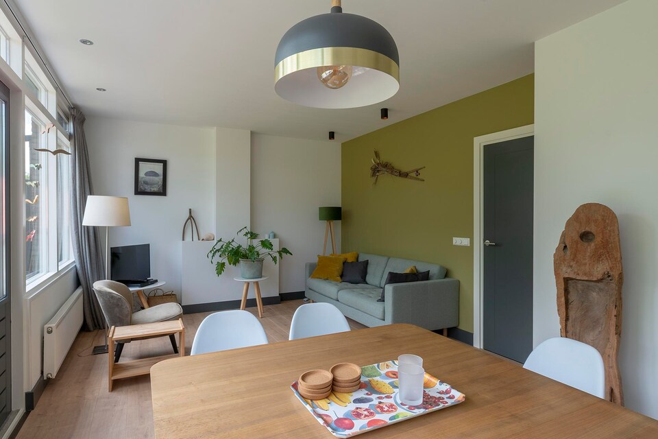 Modern home with garden, Callantsoog