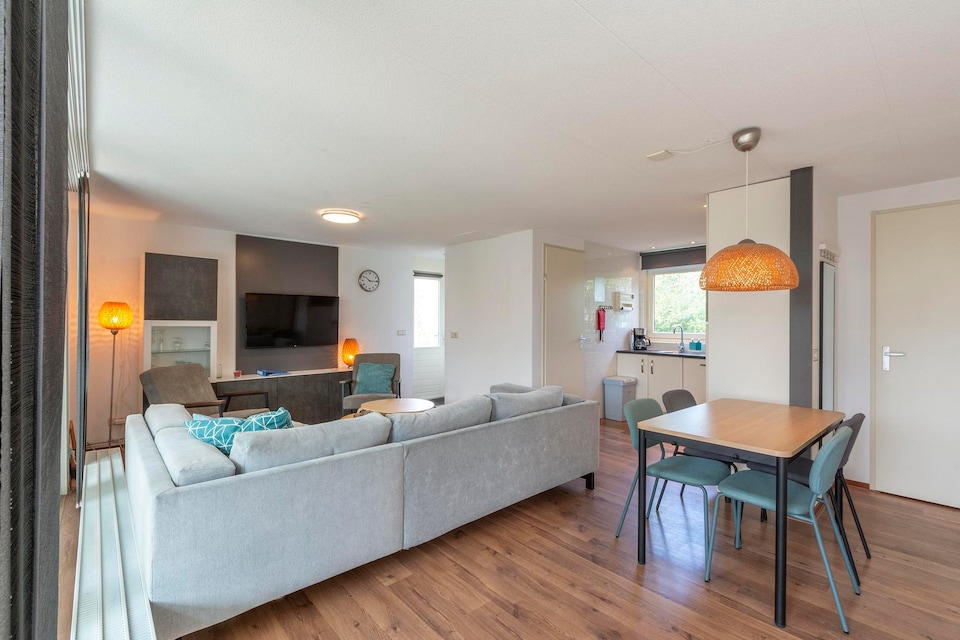 Bungalow con sauna y piscina en zona tranquila, Sint Maartensvlotbrug