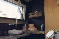 Zelt-Lodge mit privater Küche und Bad