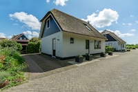 Villa in Callantsoog near the Beach