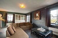 Villa in Callantsoog met Whirlpool en Strand