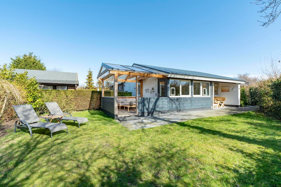 Bungalow Sint Maartenszee bij Strand, Sint Maartensvlotbrug