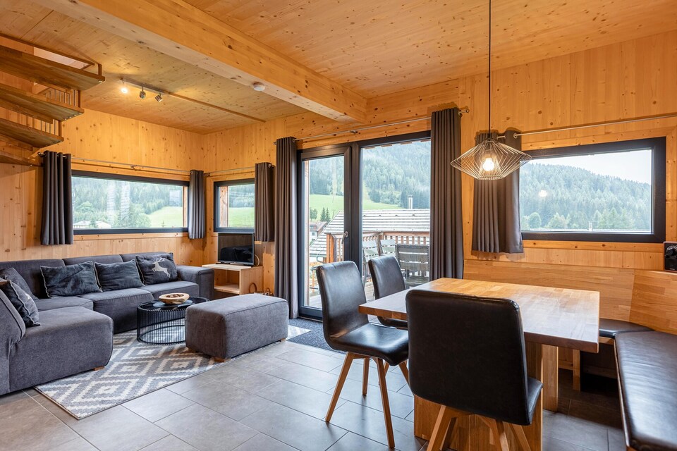 Beautiful chalet near ski-lift, Hohentauern