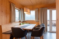 Lavish chalet with sauna near ski-slope