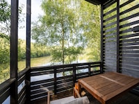 Herrenhaus mit Waldblick, Hennegau