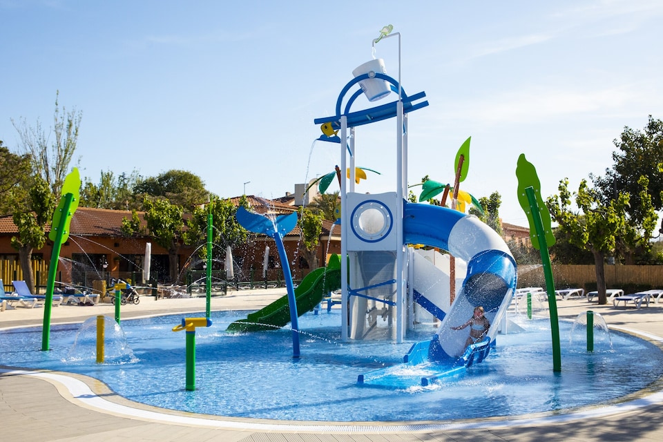 Bungalow en La Llosa con Piscina, Cambrils