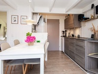 6 person holiday park home in Hemmet
