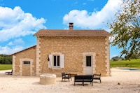 Casa a Hautefort con Piscina e Natura