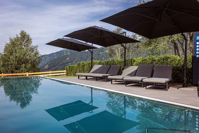 Lovely apartment with shared pool