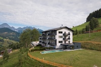 Lovely apartment with shared pool