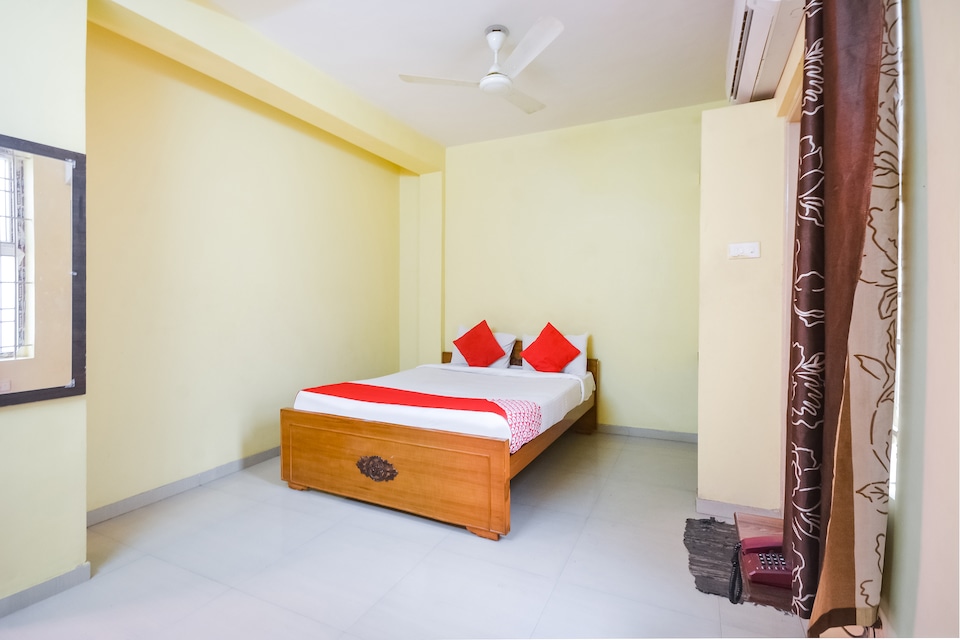 OYO 71661 Ss Residency, Gandhipuram Coimbatore, Coimbatore