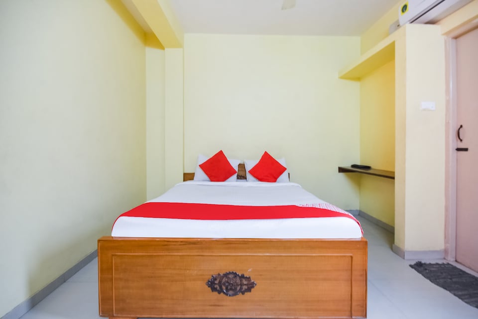 OYO 71661 Ss Residency, Gandhipuram Coimbatore, Coimbatore
