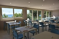 Mobile home with whirlpool in Paddenghe Sulgarda