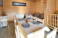 Huisje bij Sianożęty Strand met Sauna