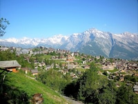 Flat in Nendaz with Ski-In/Ski-Out Access