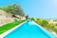 Villa in Lloret met Zoutwaterzwembad