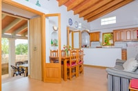 Huis in Porto Petro bij Borgit Baai