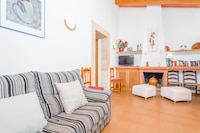 Huis in Porto Petro bij Borgit Baai