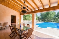 Villa in Porto Colom met Zoutwaterzwembad