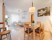 Appartement in Cala Antena met Zwembad & BBQ