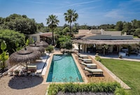 Villa en Llubí con Piscina y Playa Cercana