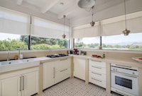 Villa en Llubí con Piscina y Playa Cercana
