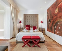 Villa en Santa Gertrudis con Piscina Infinita