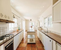 Villa in Ibiza met Zwembaden en Tennisbaan