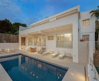 Villa in Ibiza met uitzicht op Formentera