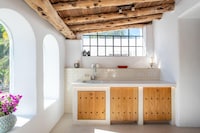 Landhaus auf Ibiza mit Salzwasserpool