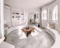 Villa in Ibiza met privézwembad en balkon