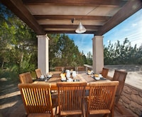 Chalet bij Cala Bassa in San Agustin