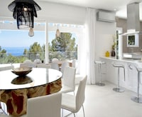 Villa in Ibiza with Sea Views and Jacuzzi