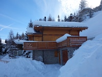 Chalet in Les Masses met skiopslag
