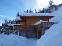 Chalet in Les Masses met skiopslag