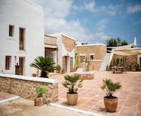 Villa en Ibiza con piscina y vistas