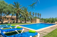 Villa in Manacor met Zwembad en BBQ