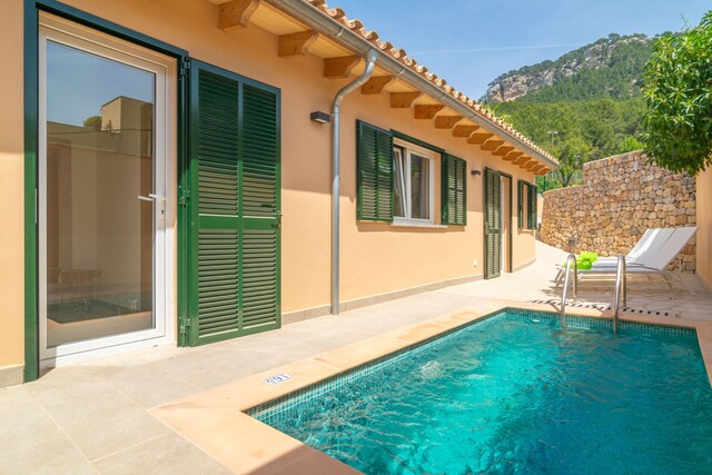 Villa ad Andratx con Piscina e Vista