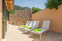 Villa ad Andratx con Piscina e Vista
