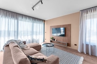 Apartment near beach with sea view