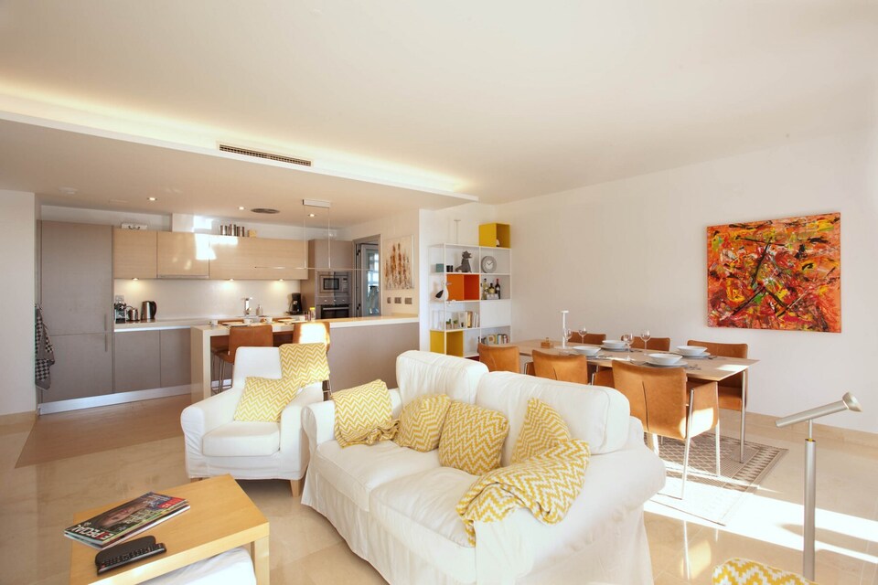 Apartamento con terraza soleada, Ojén