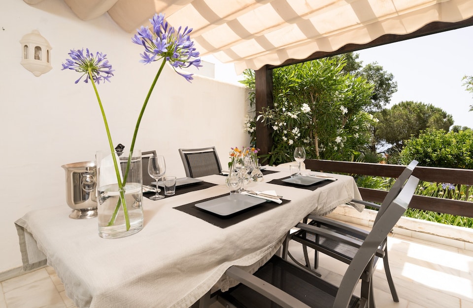 Apartamento en Ojen con Piscina y Terraza, Ojén-Marbella, Málaga