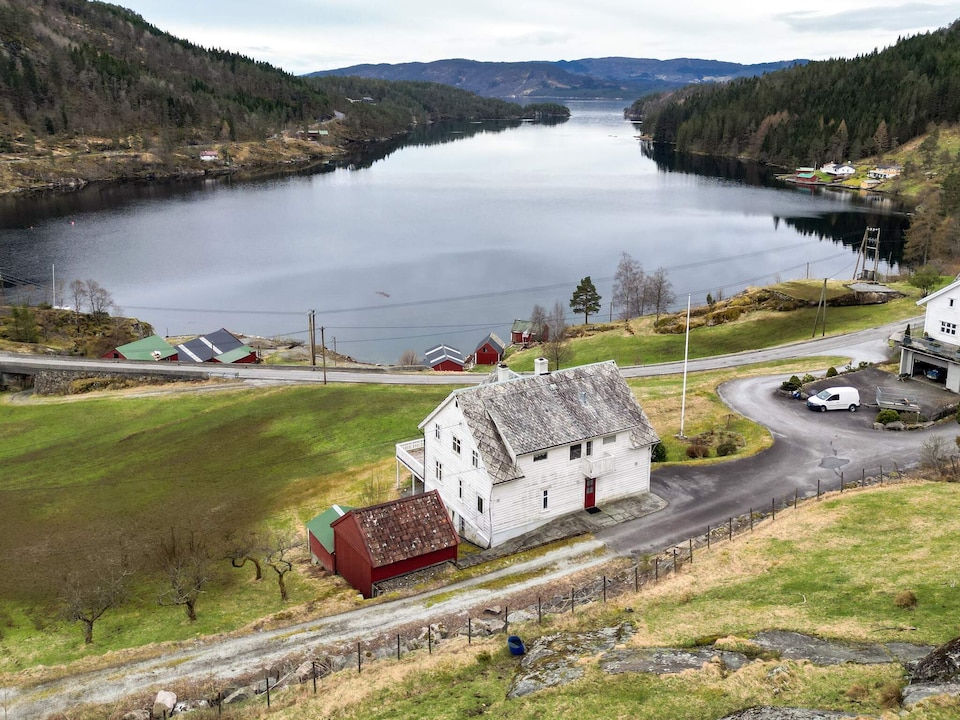 12 person holiday home in Masfjordnes, Hordaland