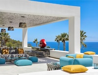 Villa in Ibiza mit Meerblick