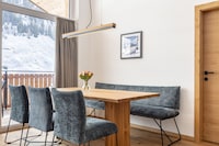 Modern apartment 100 m from ski area